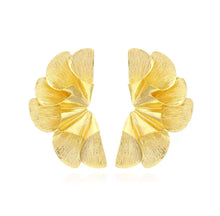 Load image into Gallery viewer, Marigold Flower earrings
